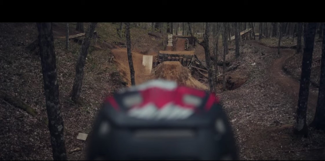 FREERIDE MOUNTAIN BIKE IN MONT-TREMBLANT