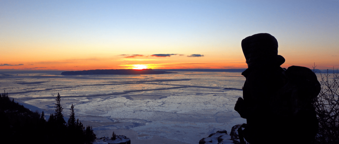 SLEEPING GIANT : UTOPIA | HIKING BY ONE OF THE BIGGEST LAKE IN THE WORLD | FILM 