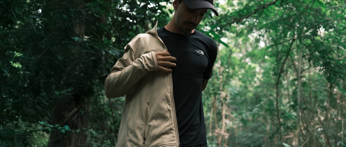 The North Face Men’s Cedar Trail Grid Fleece Full-Zip Jacket Review: Can It Handle Trails and City Life?